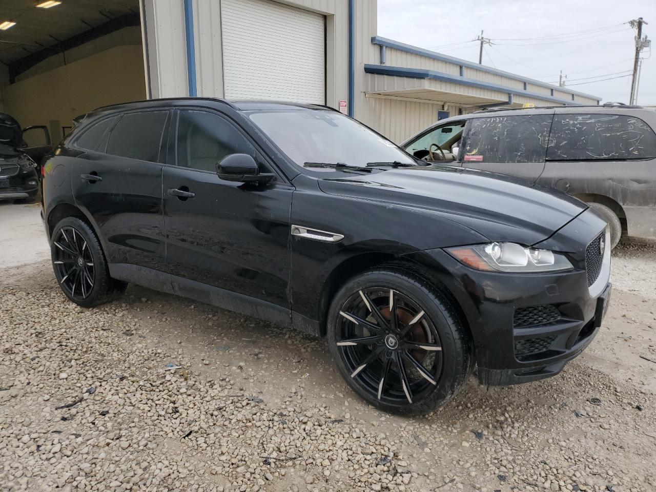 2017 Jaguar F-Pace - Image 4