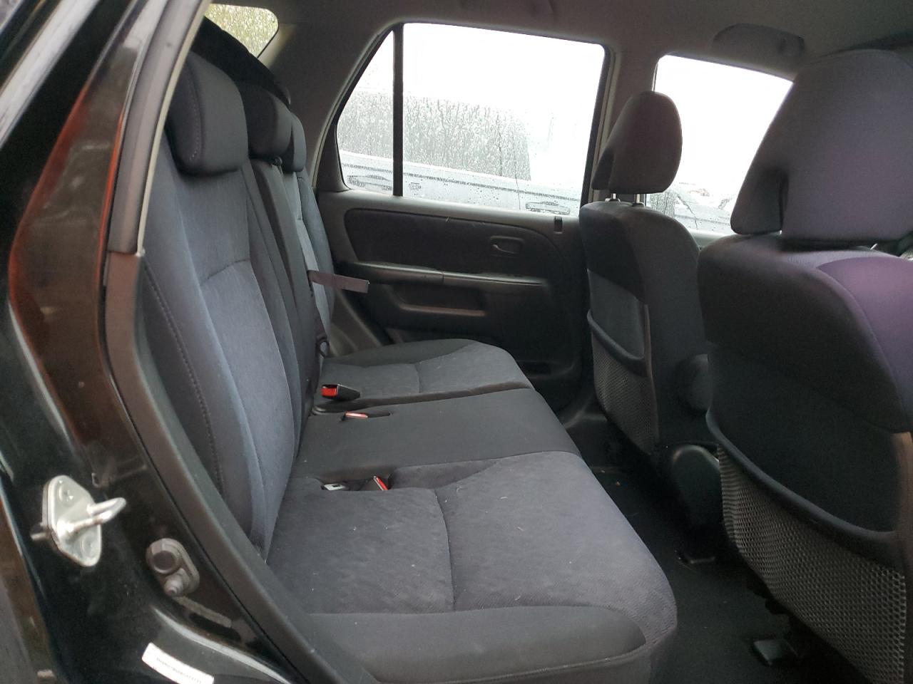 2006 Honda CR-V - Image 11