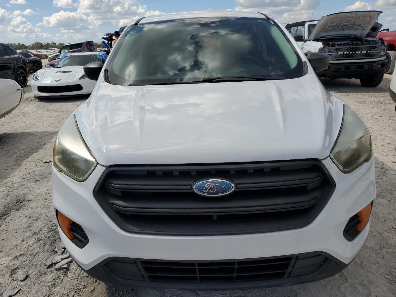 2017 Ford Escape - Image 5