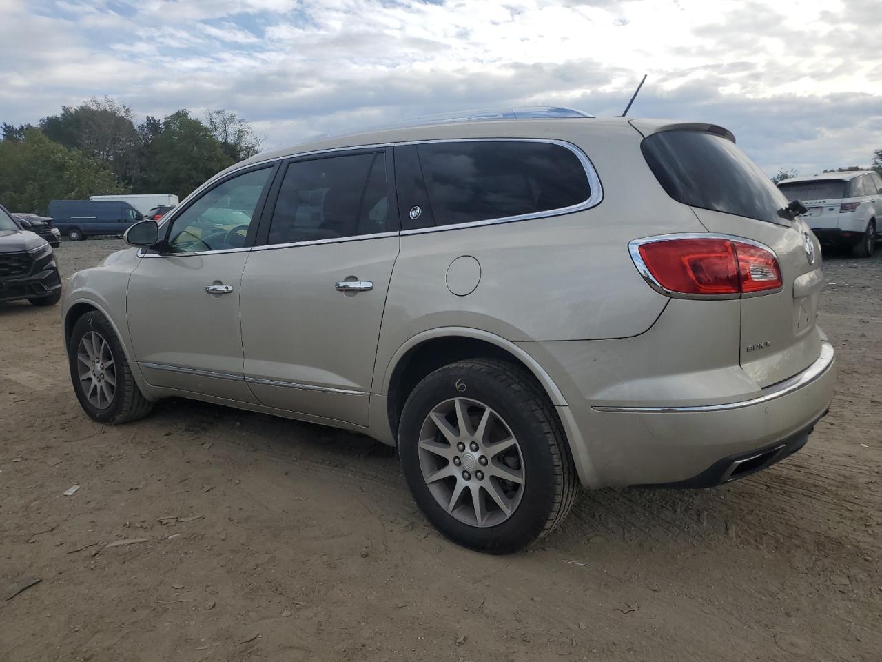 2015 Buick Enclave - Image 2