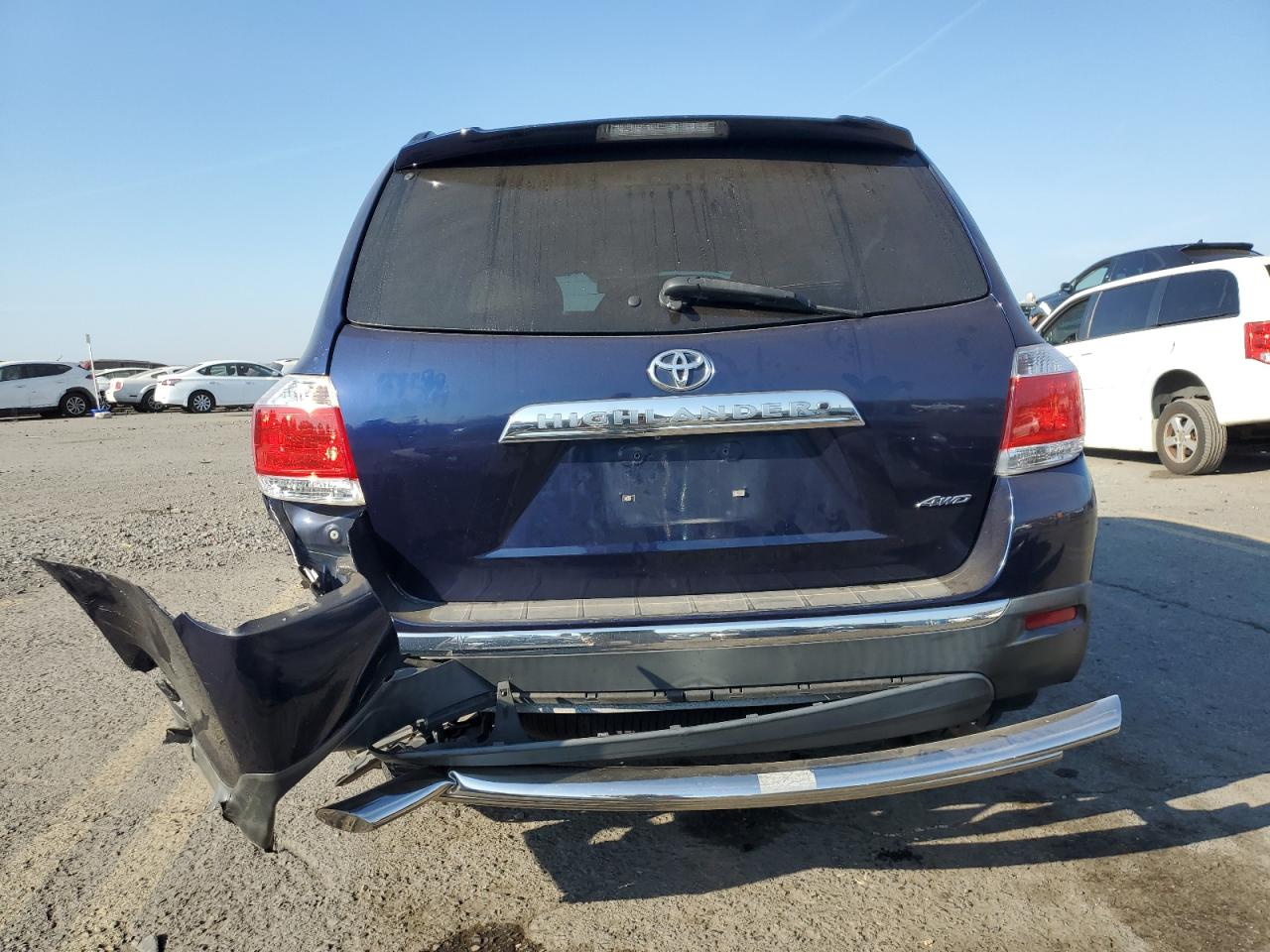 2011 Toyota Highlander Base VIN: 5TDBK3EH0BS064235 Lot: 78471314