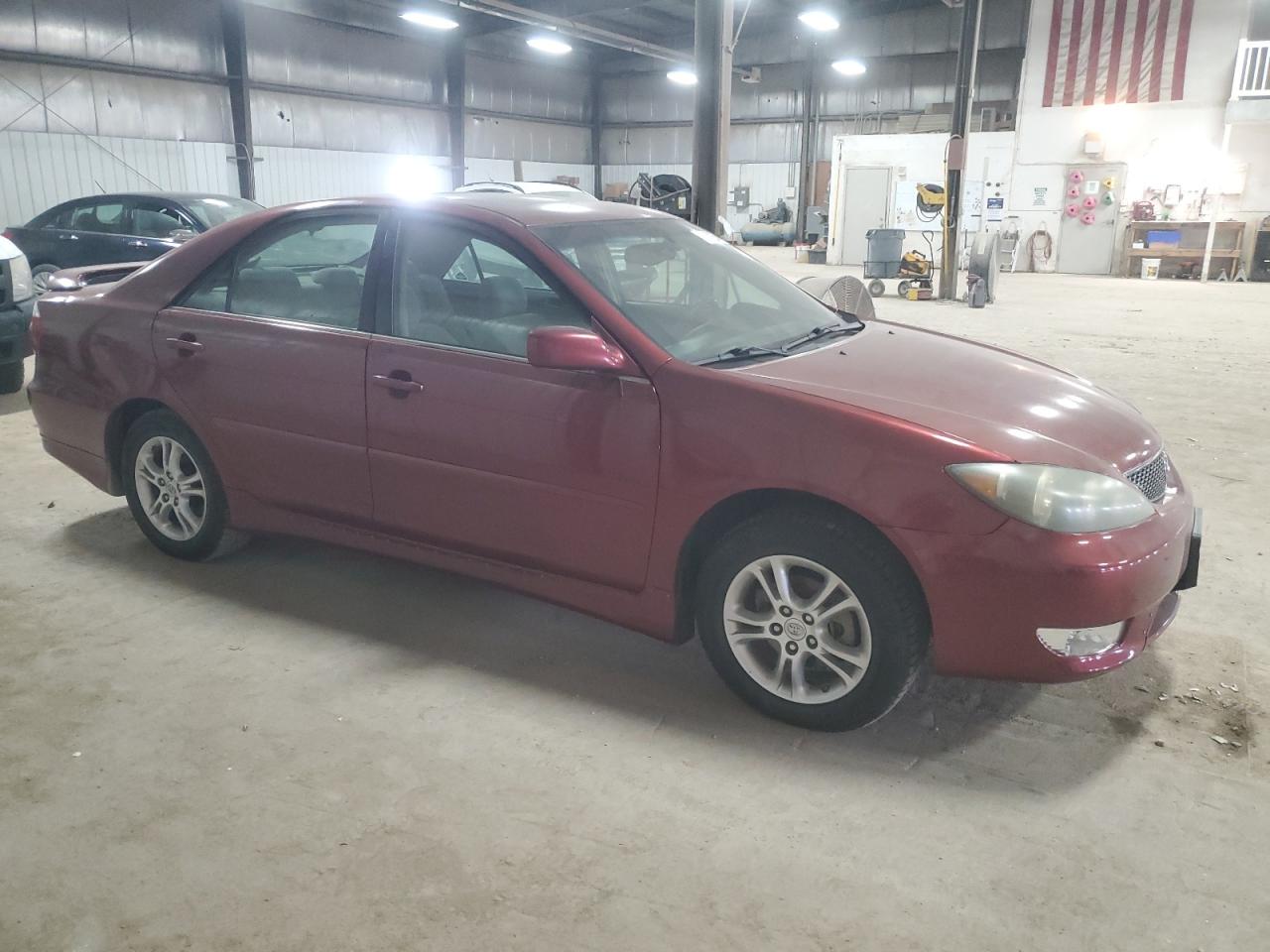 2005 Toyota Camry - Image 4
