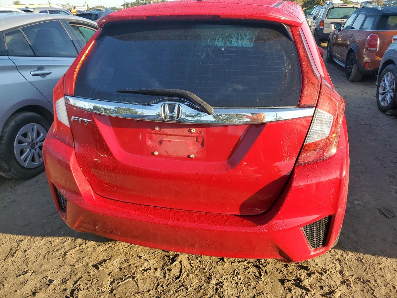 2017 Honda Fit Ex VIN: 3HGGK5G75HM700468 Lot: 74204414