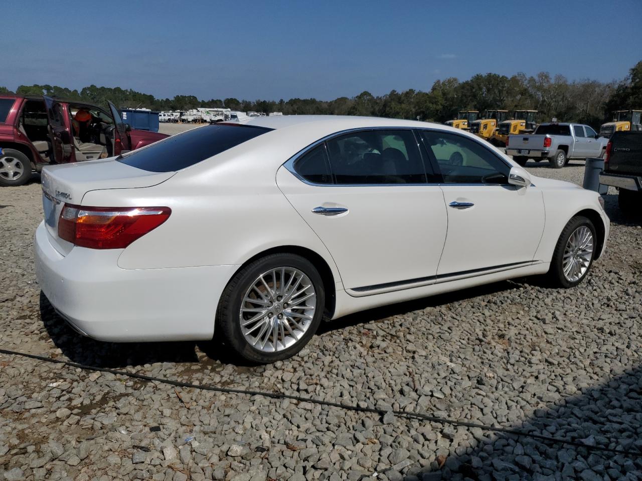 2012 Lexus LS - Image 3