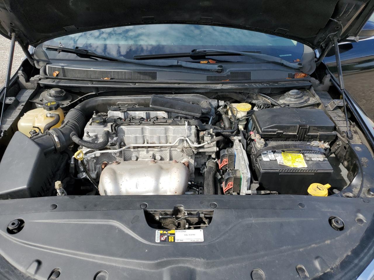2015 Chrysler 200 - Image 11