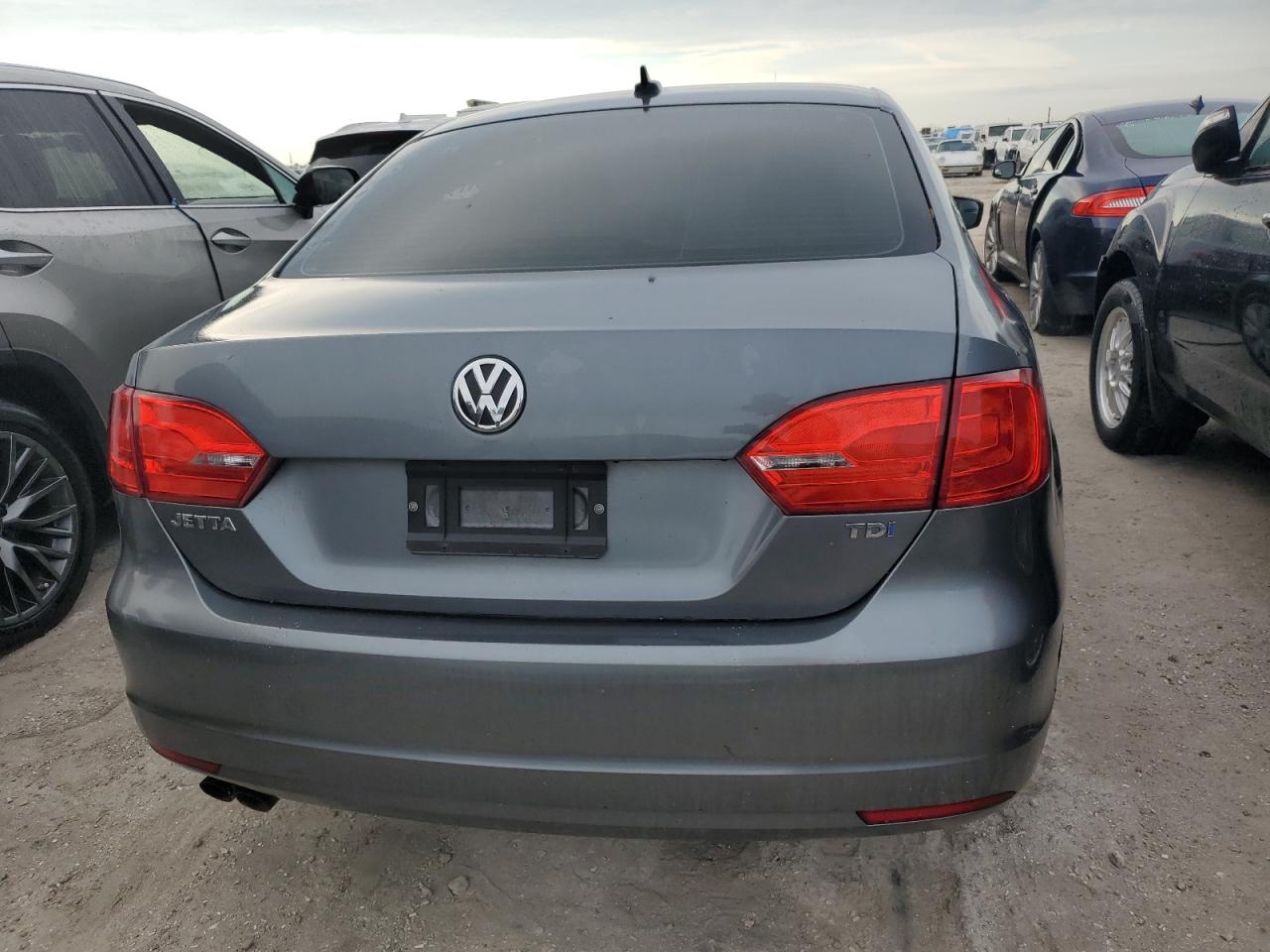 2014 Volkswagen Jetta Tdi VIN: 3VWLL7AJ2EM288416 Lot: 77832824