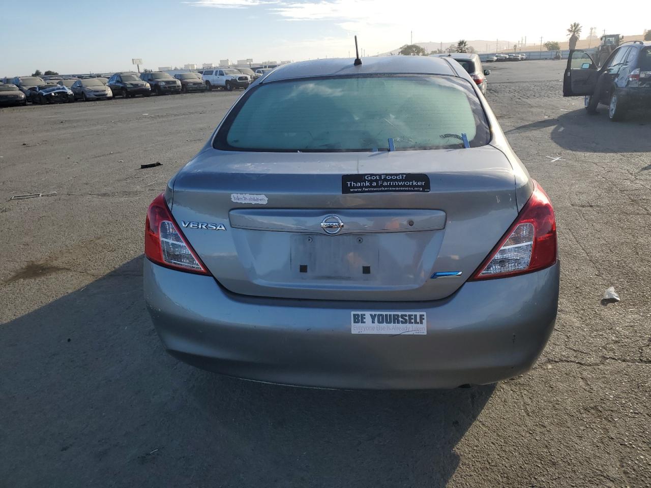 3N1CN7AP7CL888145 2012 Nissan Versa S