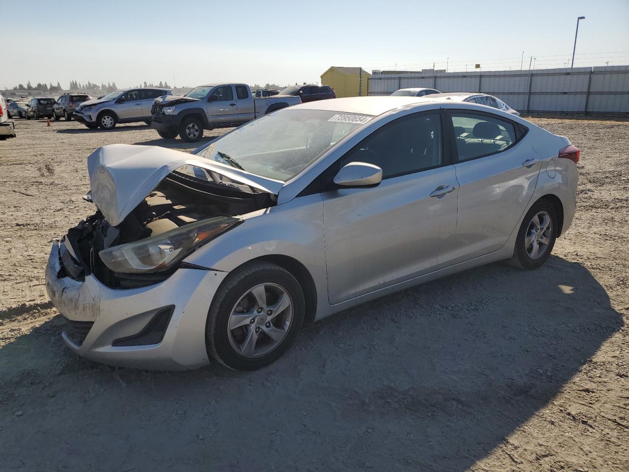 5NPDH4AE1FH643044 2015 HYUNDAI ELANTRA - Image 1