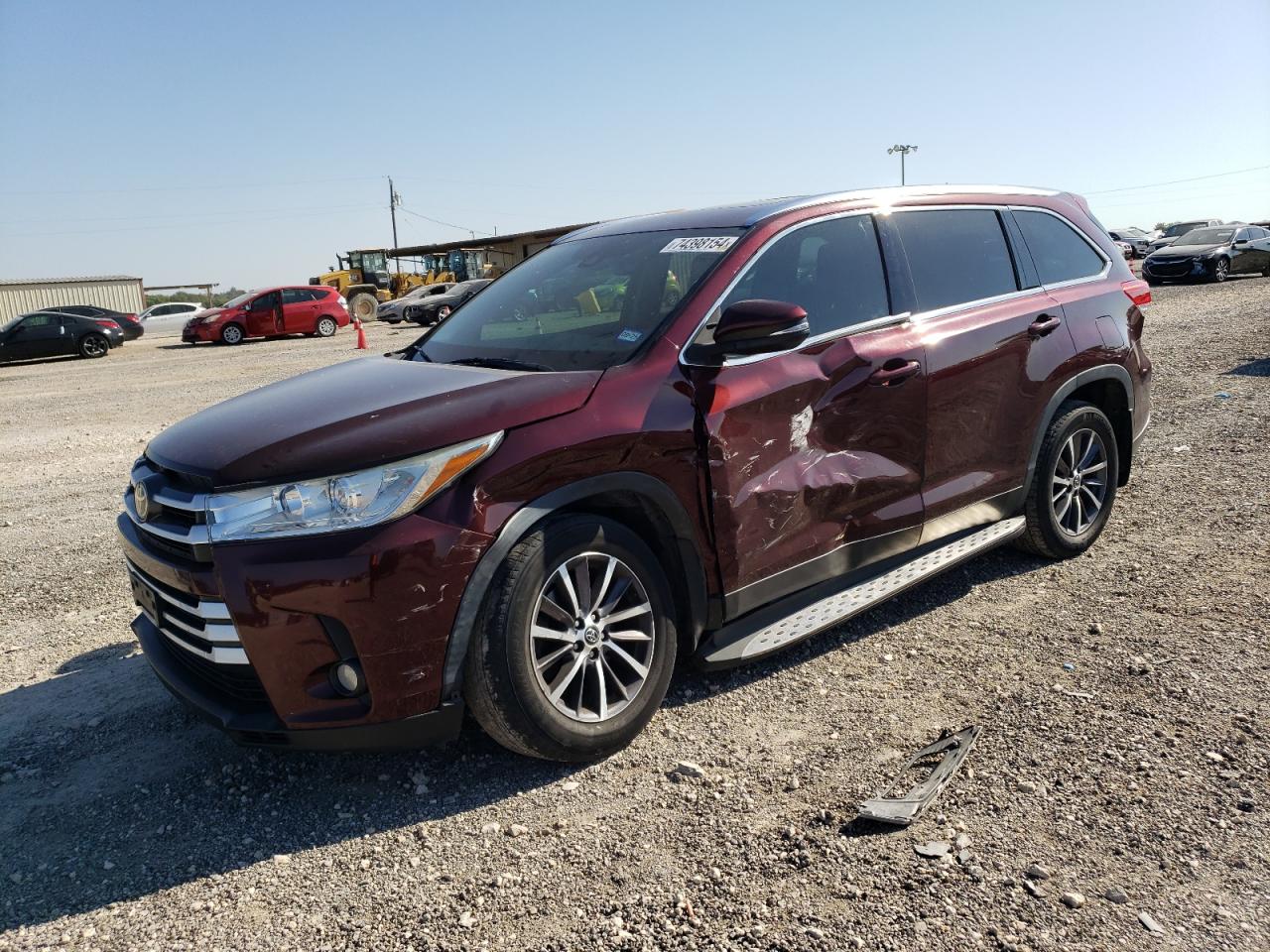 5TDKZRFH7KS341976 2019 TOYOTA HIGHLANDER - Image 1