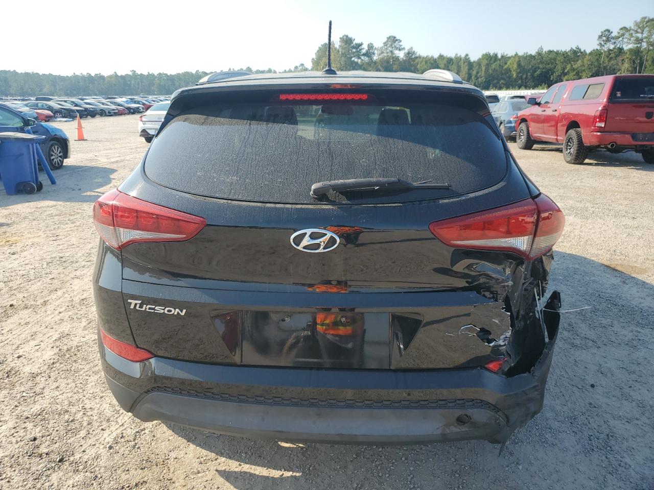 KM8J33A46HU580899 2017 Hyundai Tucson Limited