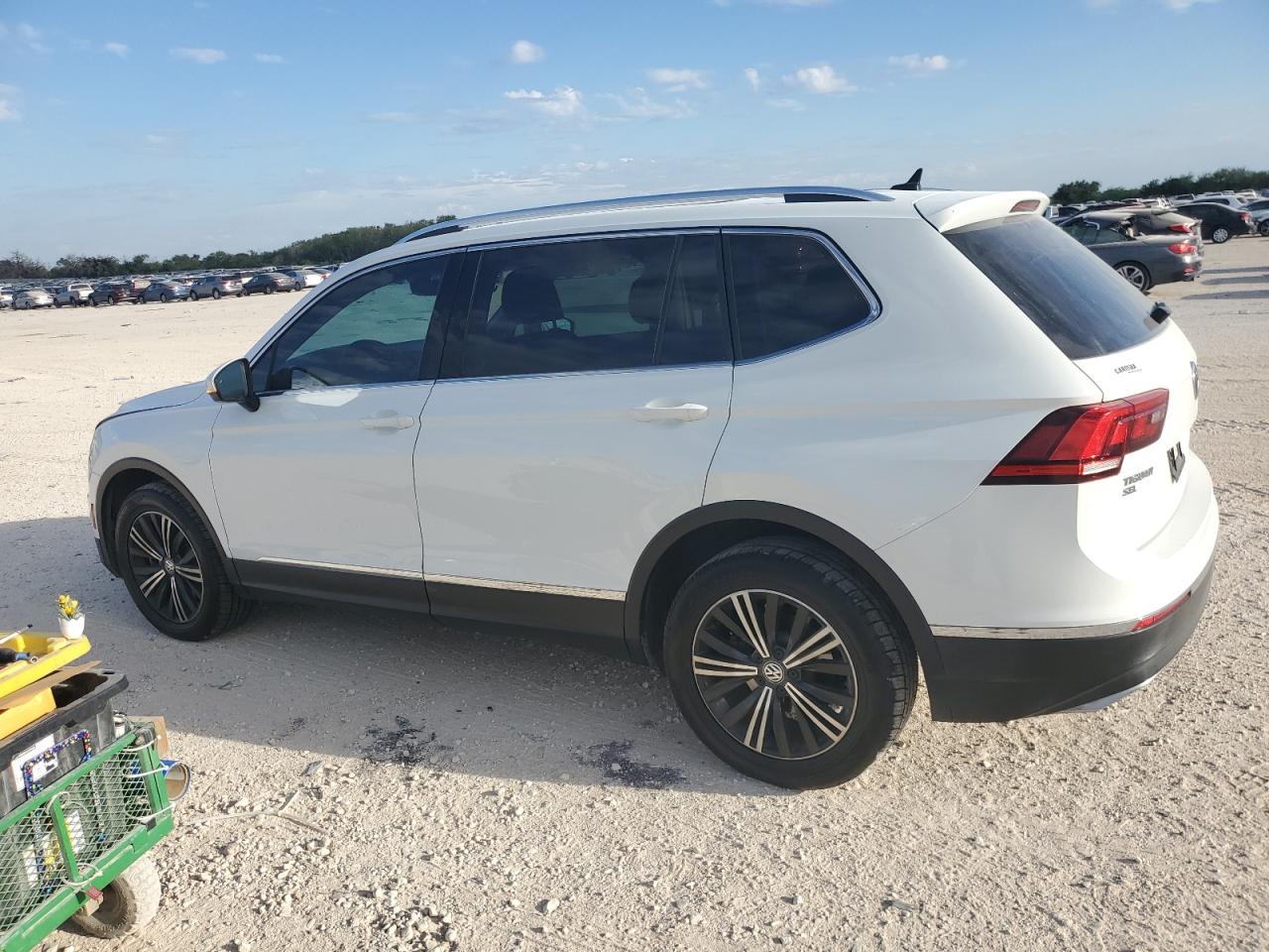 VIN 3VV3B7AX5JM128682 2018 VOLKSWAGEN TIGUAN no.2