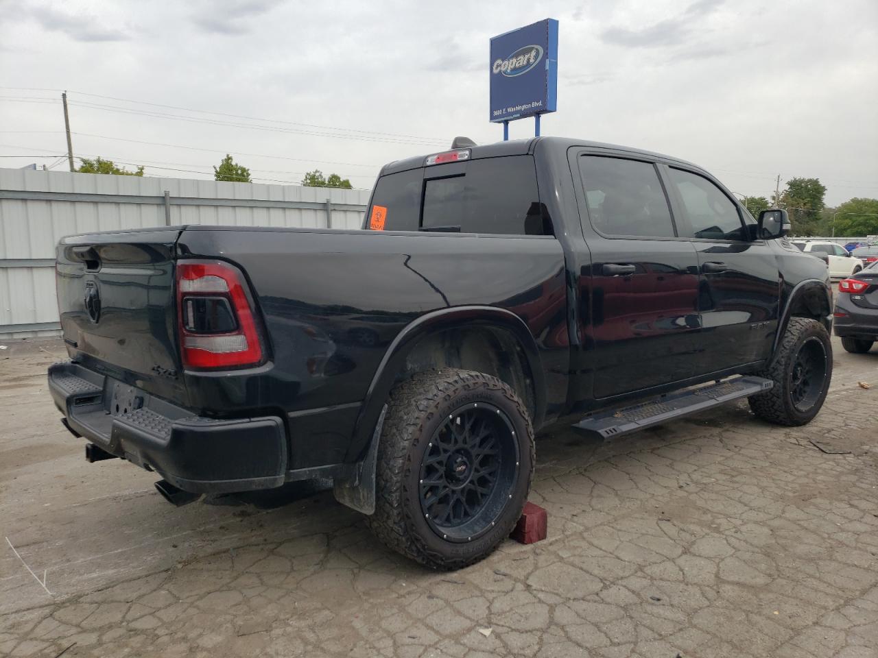 2020 RAM 1500 - Image 3