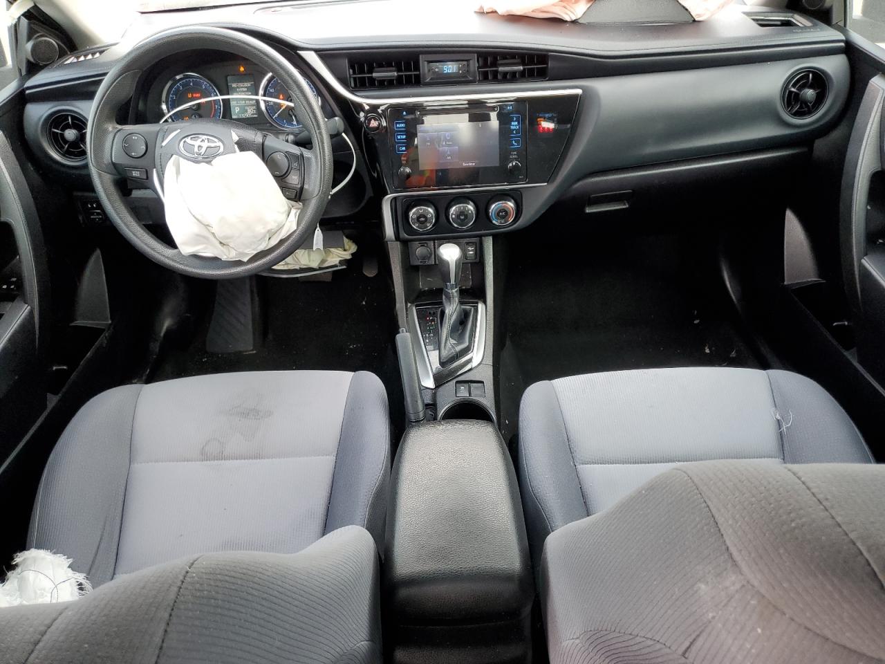 2018 Toyota Corolla - Image 8
