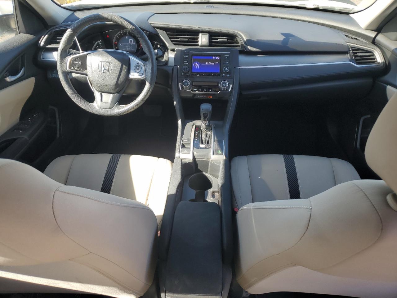 2HGFC2F55GH560541 2016 Honda Civic Lx