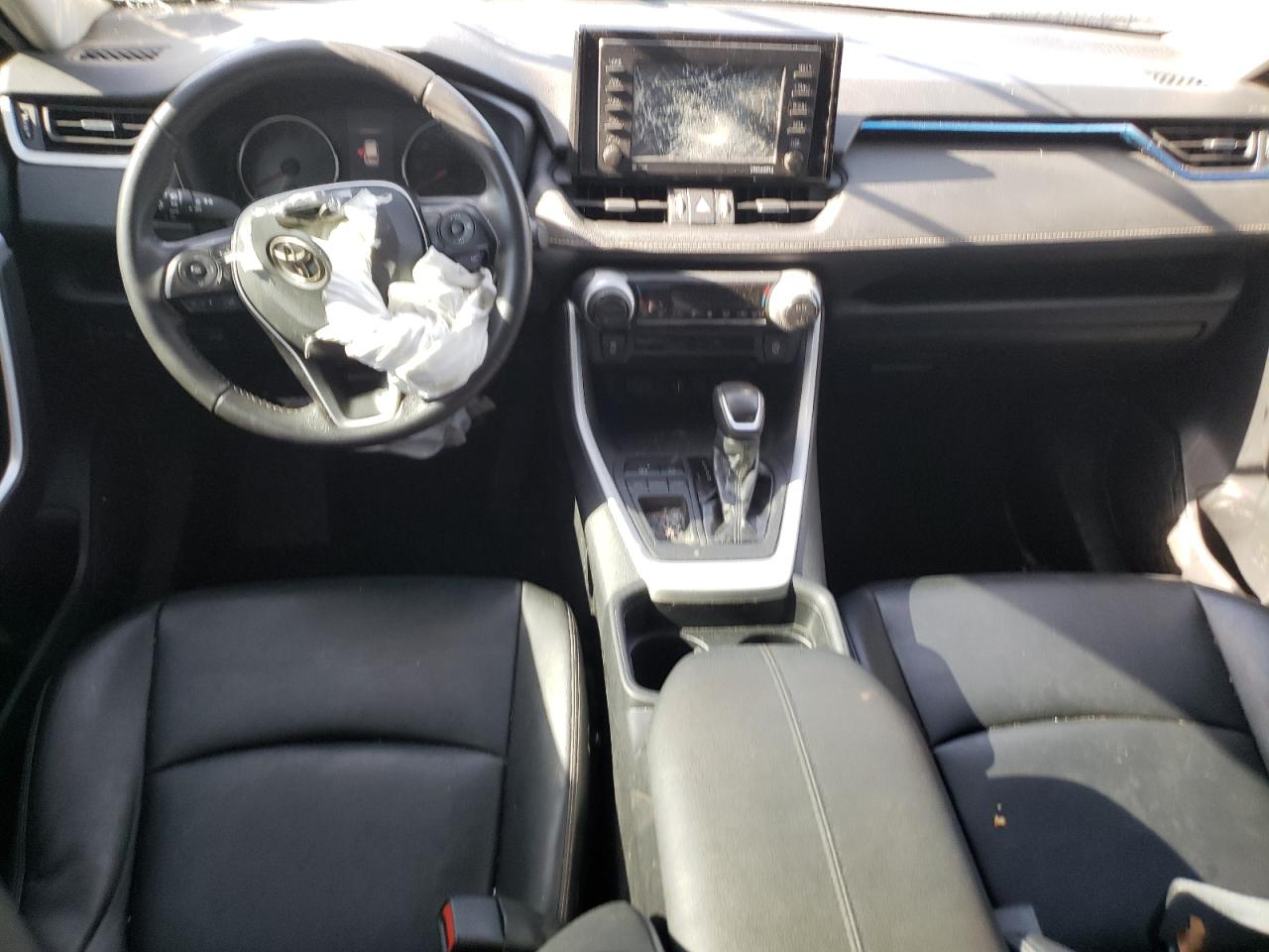 2021 Toyota RAV 4 - Image 8