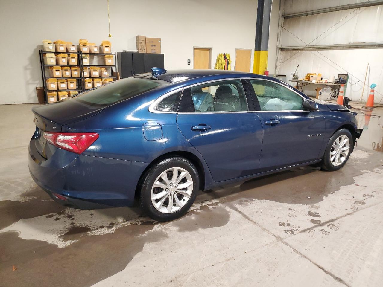 2020 Chevrolet Malibu - Image 3