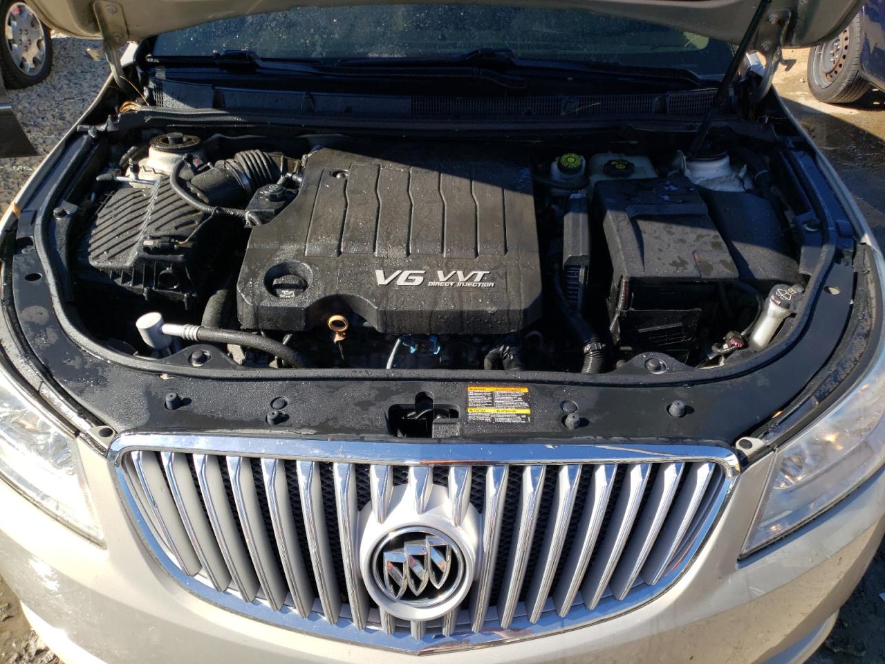 2010 Buick LaCrosse - Image 11