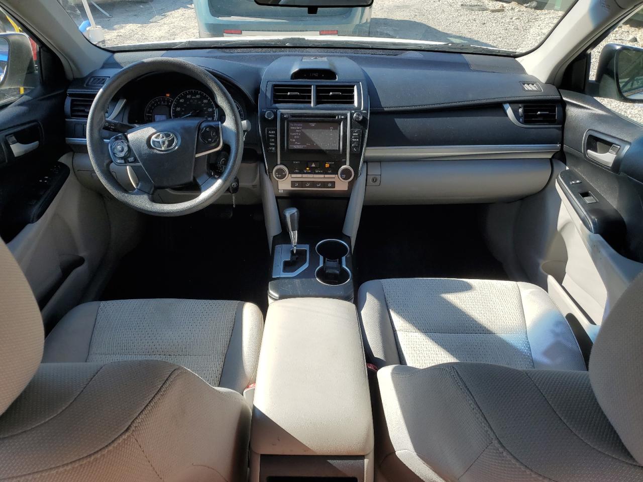 2014 Toyota Camry - Image 6