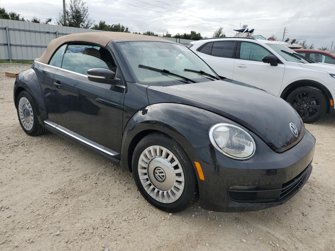 2013 Volkswagen Beetle VIN: 3VW5P7AT5DM812137 Lot: 74319374