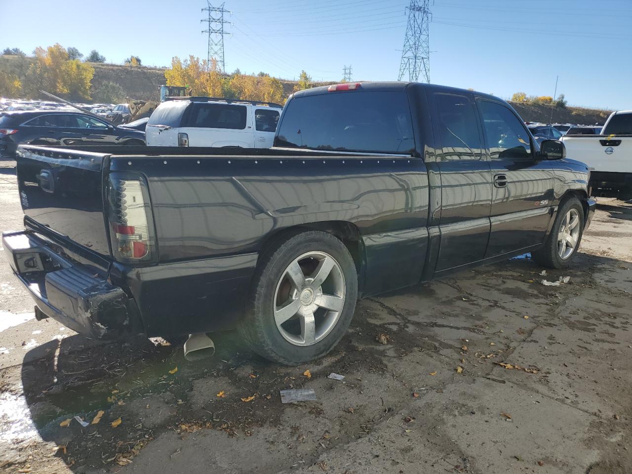 2003 Chevrolet Silverado - Image 3