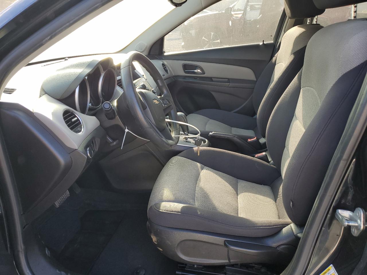 2014 Chevrolet Cruze - Image 7
