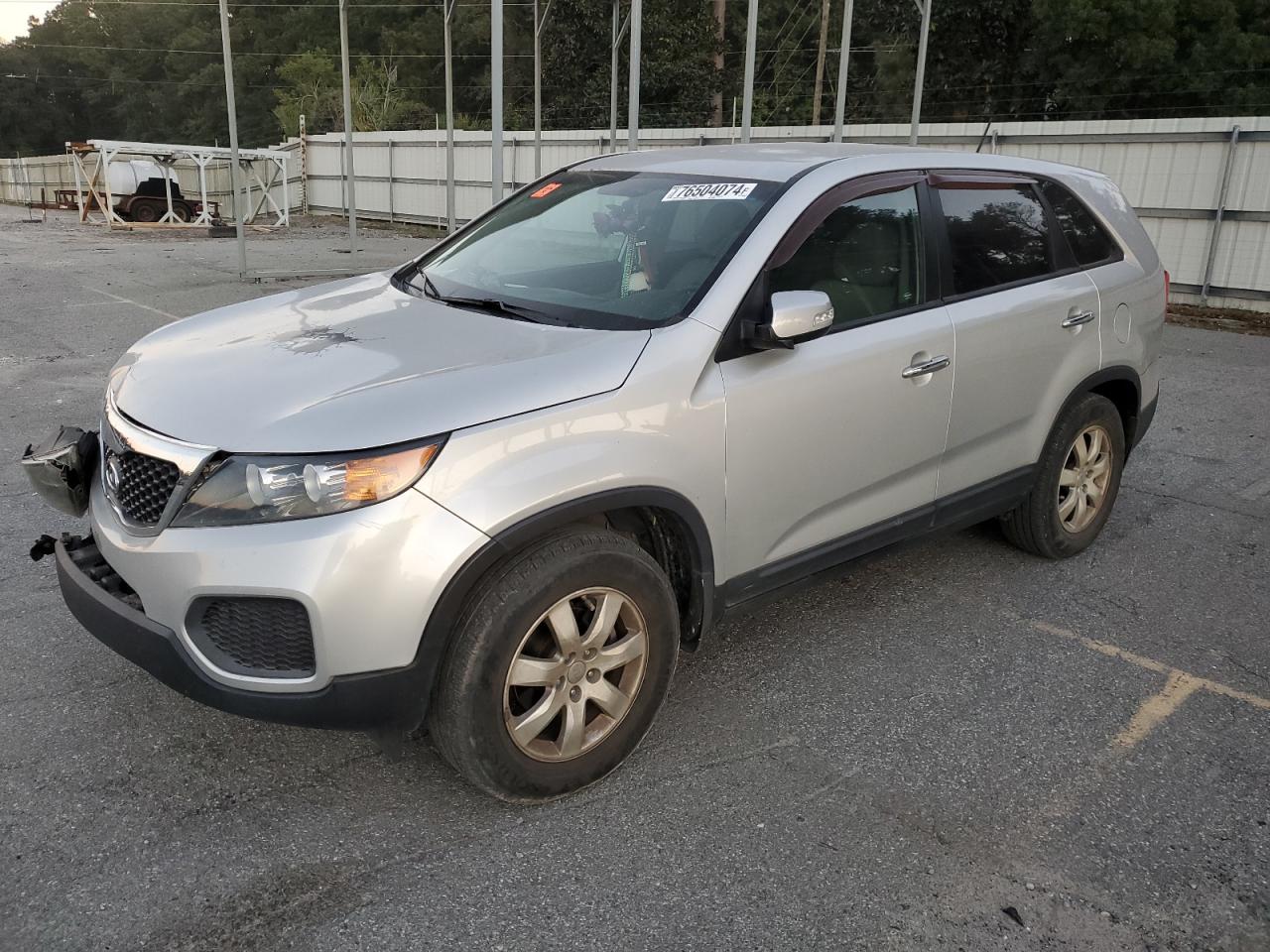 2013 Kia Sorento Lx VIN: 5XYKT4A13DG337700 Lot: 76504074