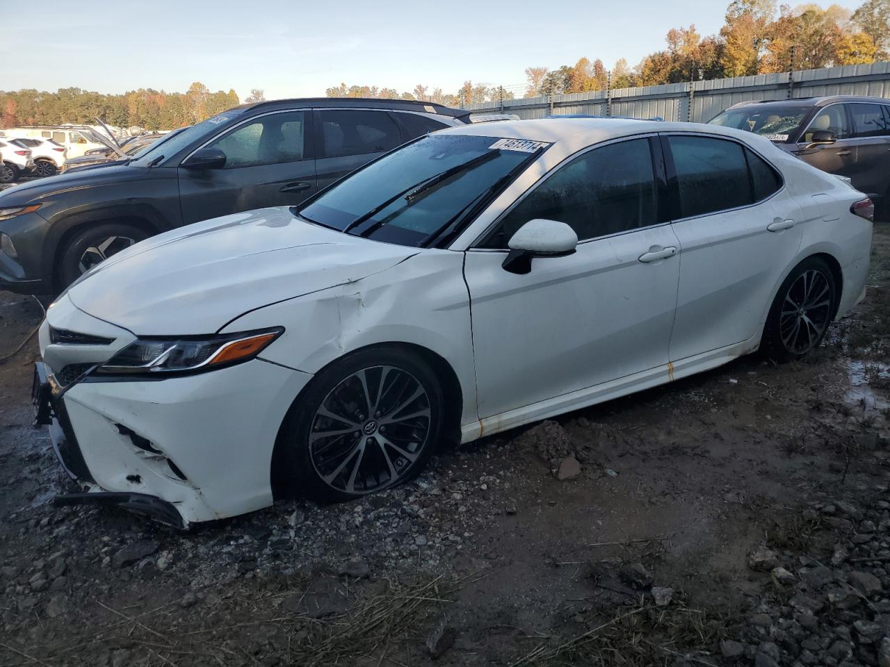 VIN 4T1B11HK5JU596052 2018 TOYOTA CAMRY no.1