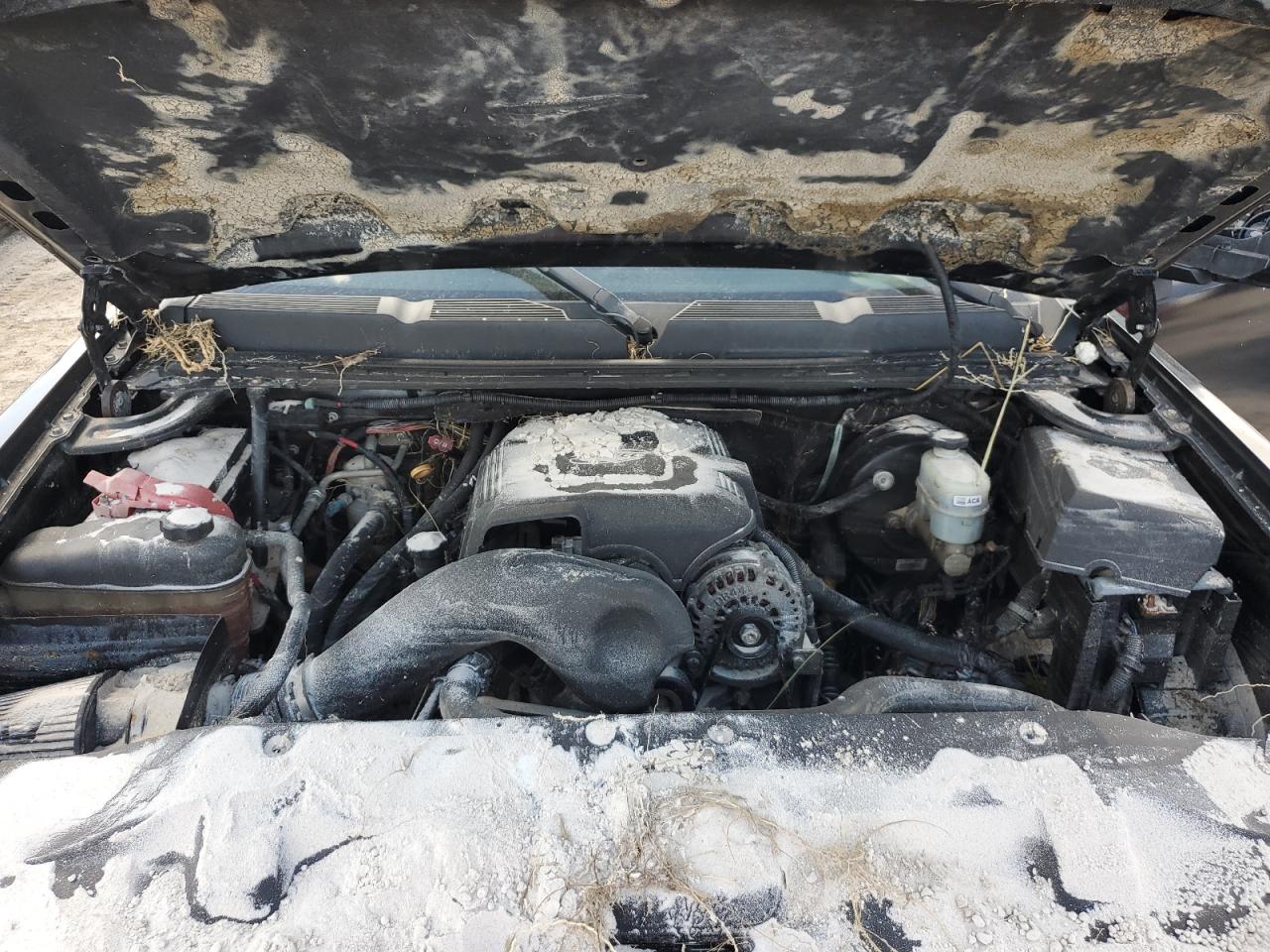 2008 Chevrolet Silverado - Image 11