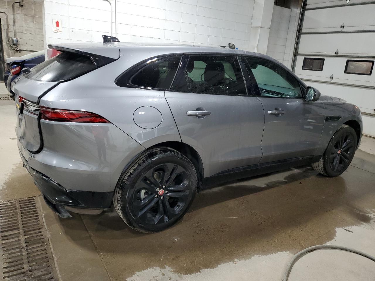 2023 Jaguar F-Pace - Image 3