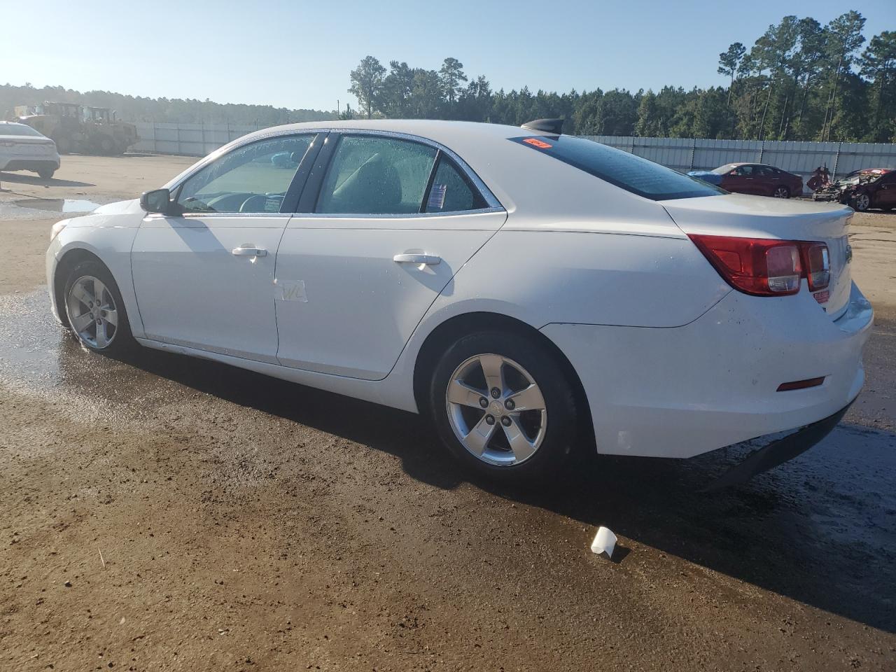 VIN 1G11B5SA1GF106524 2016 CHEVROLET MALIBU no.2