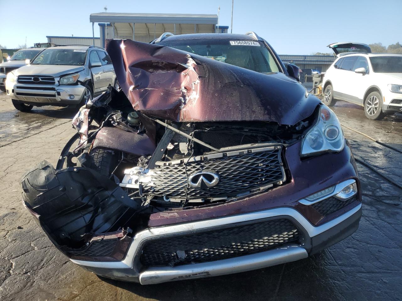 2017 Infiniti QX50 - Image 5