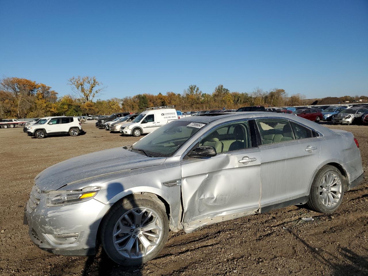 2018 Ford Taurus - Image 1