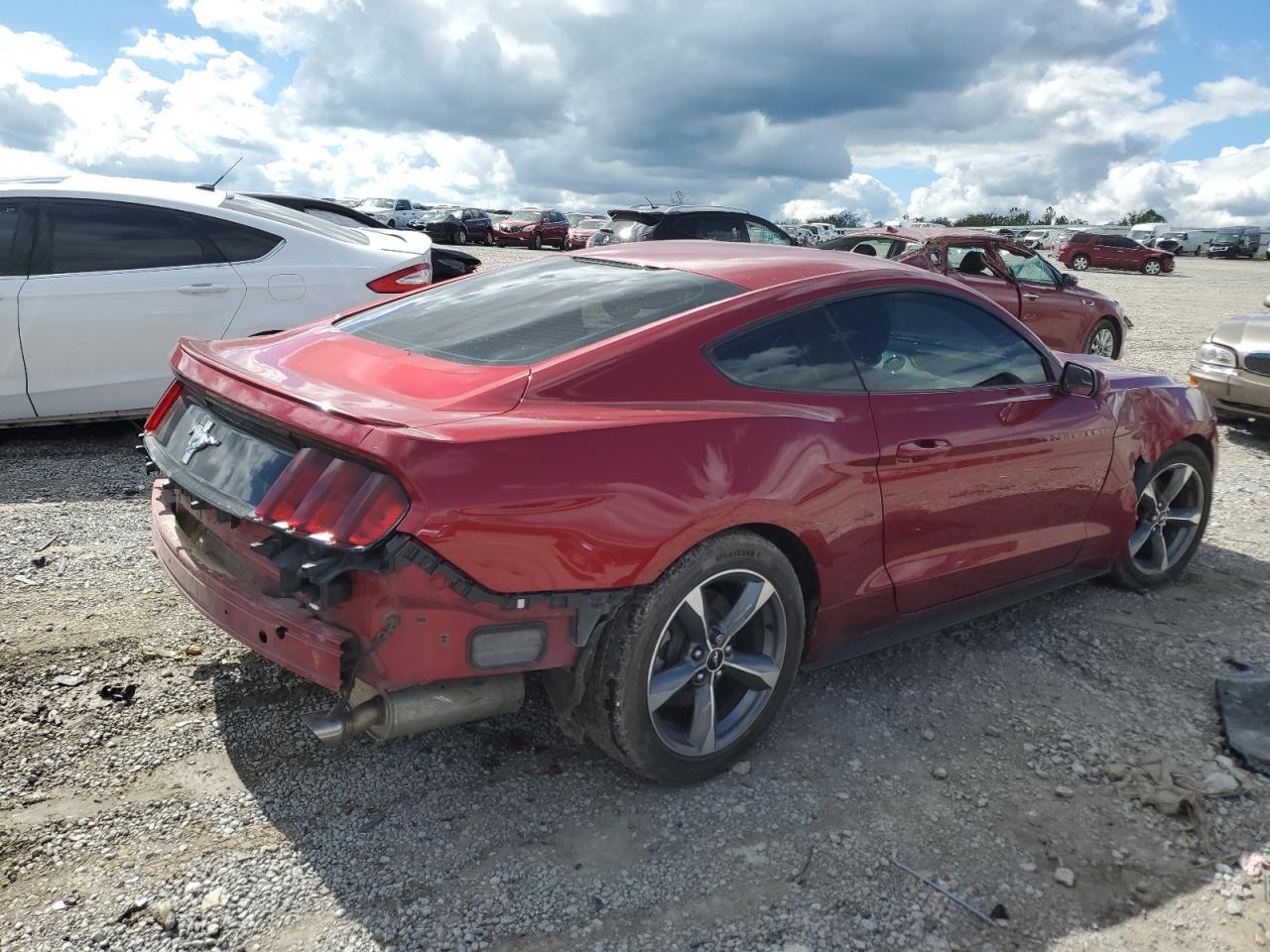 2015 Ford Mustang - Image 3