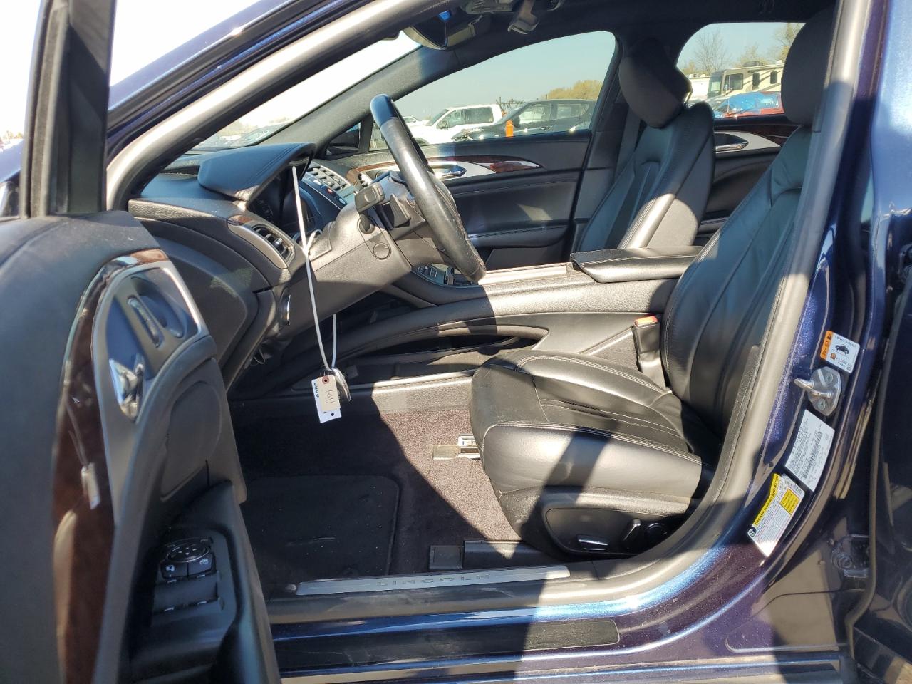 2017 Lincoln MKZ - Image 7