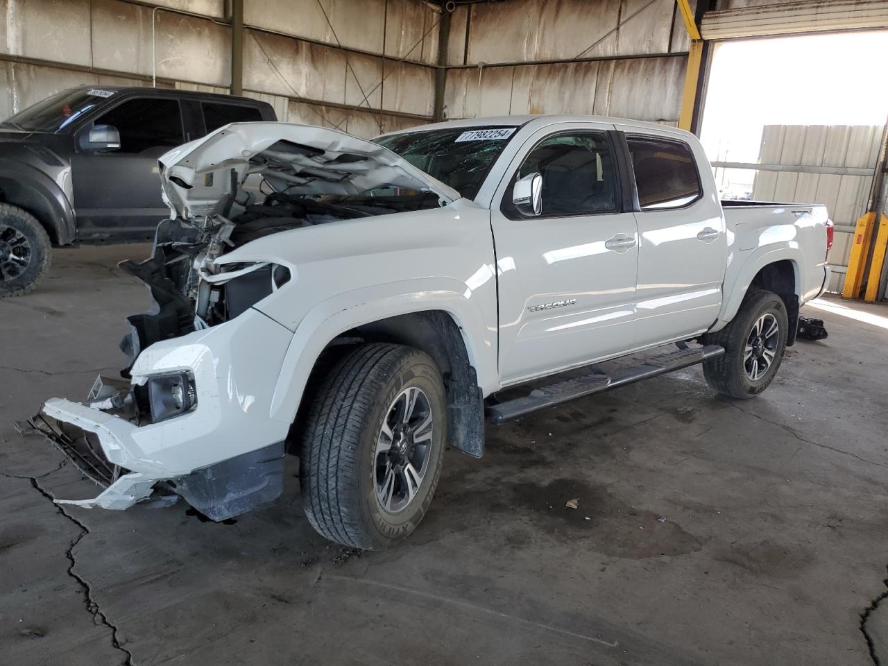 2018 TOYOTA TACOMA