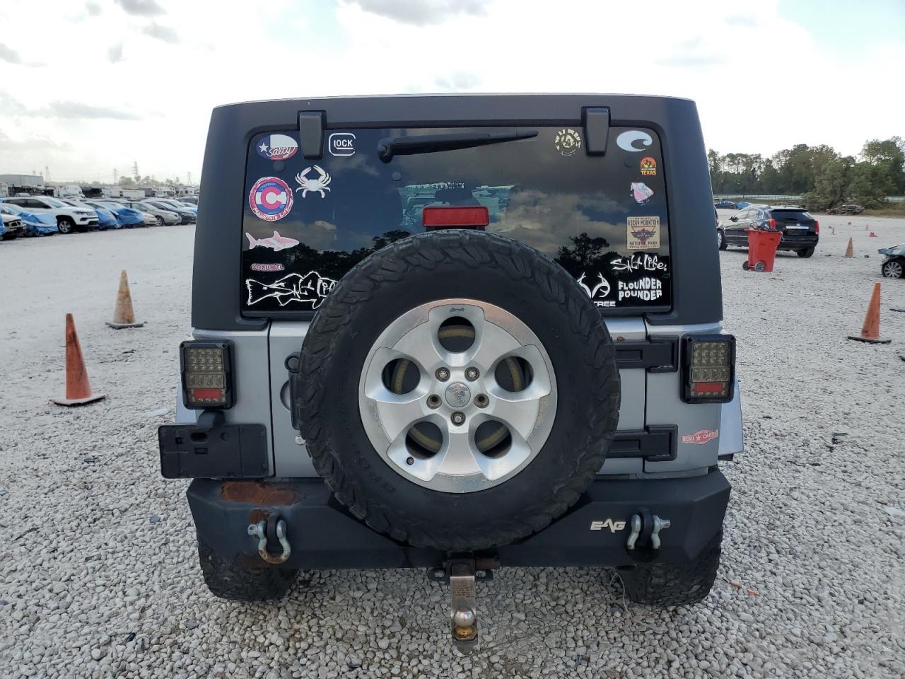 2013 Jeep Wrangler Unlimited Sahara VIN: 1C4BJWEG6DL638904 Lot: 77324134