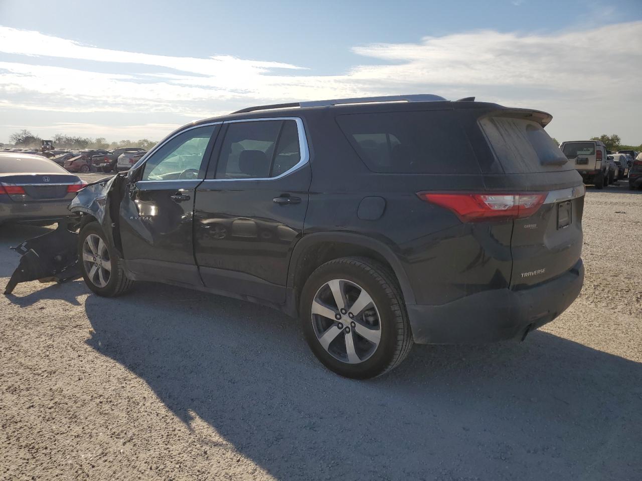 2018 Chevrolet Traverse - Image 2