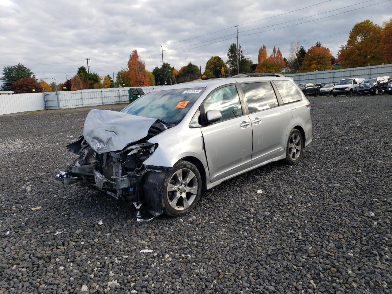 2013 TOYOTA SIENNA