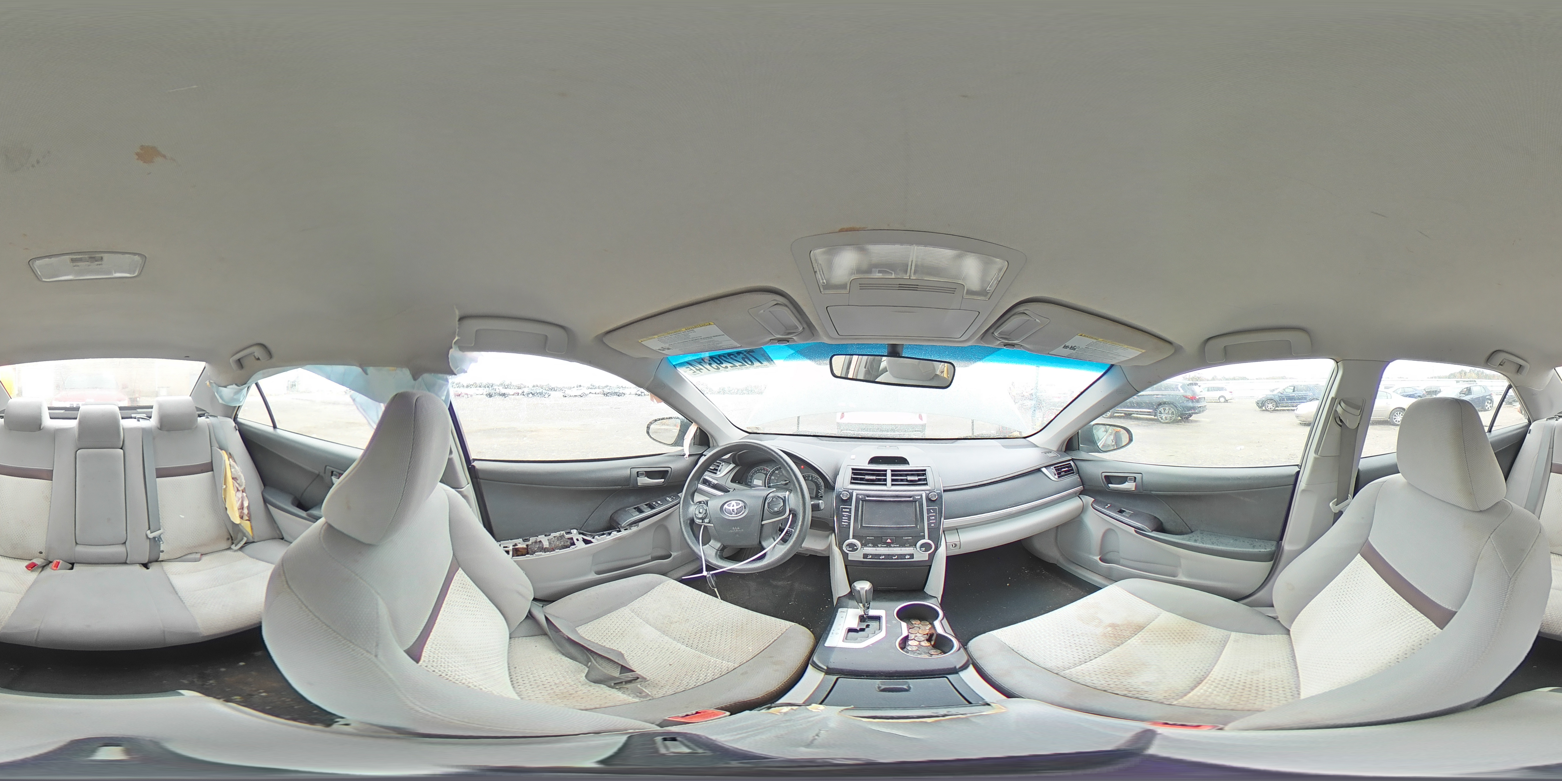 2012 Toyota Camry - Image 13