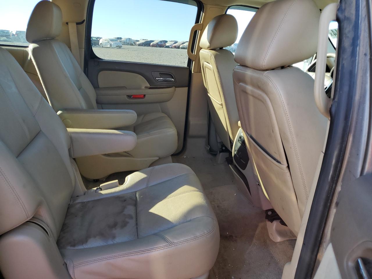 2013 GMC Yukon - Image 11