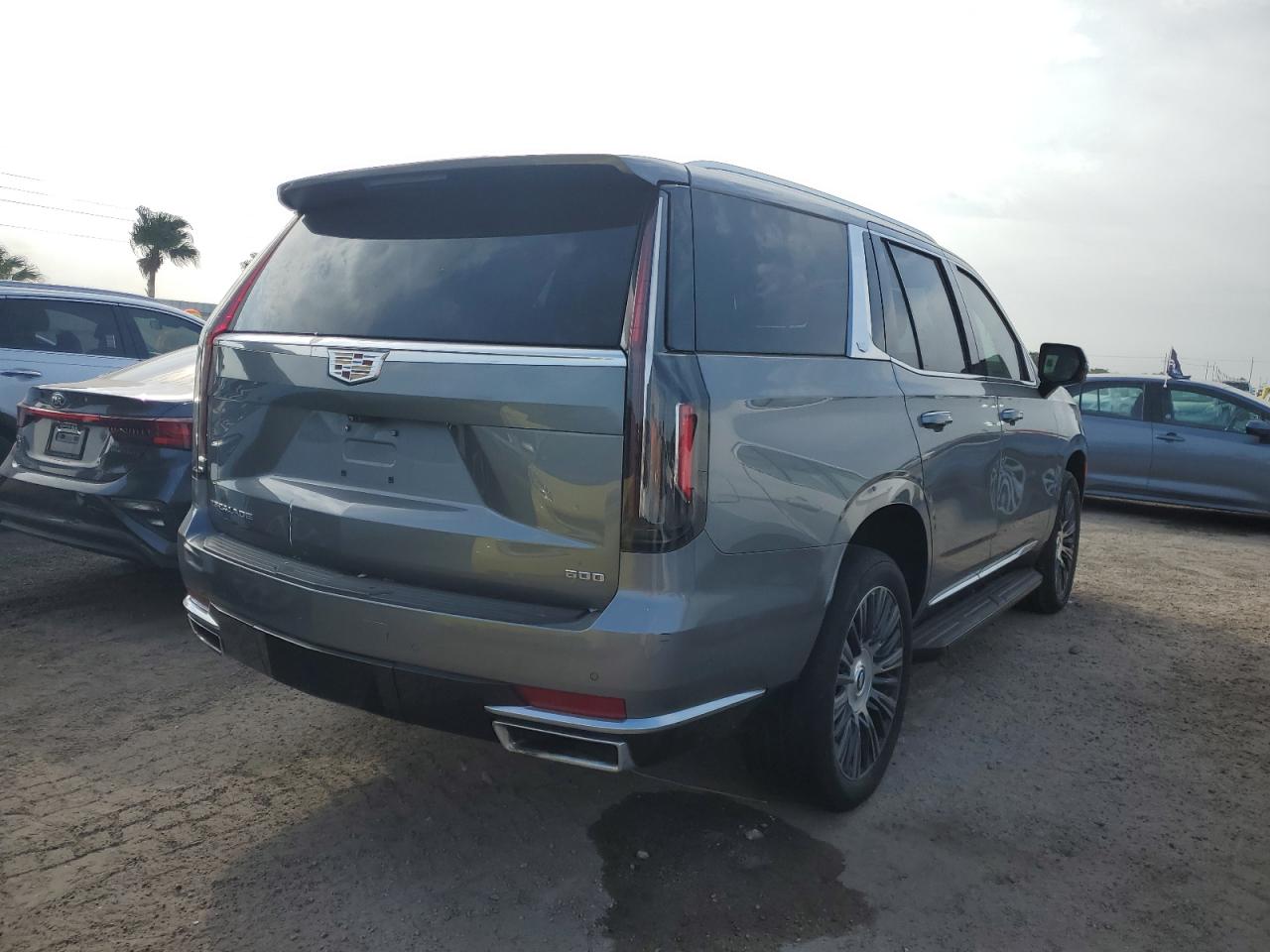 2021 Cadillac Escalade - Image 3
