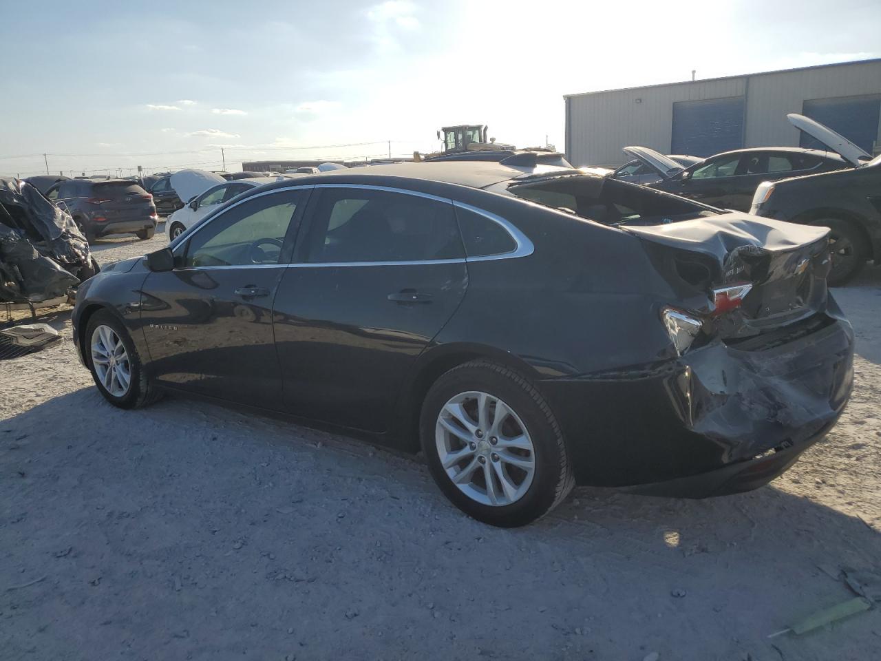 VIN 1G1ZE5ST0GF306905 2016 CHEVROLET MALIBU no.2