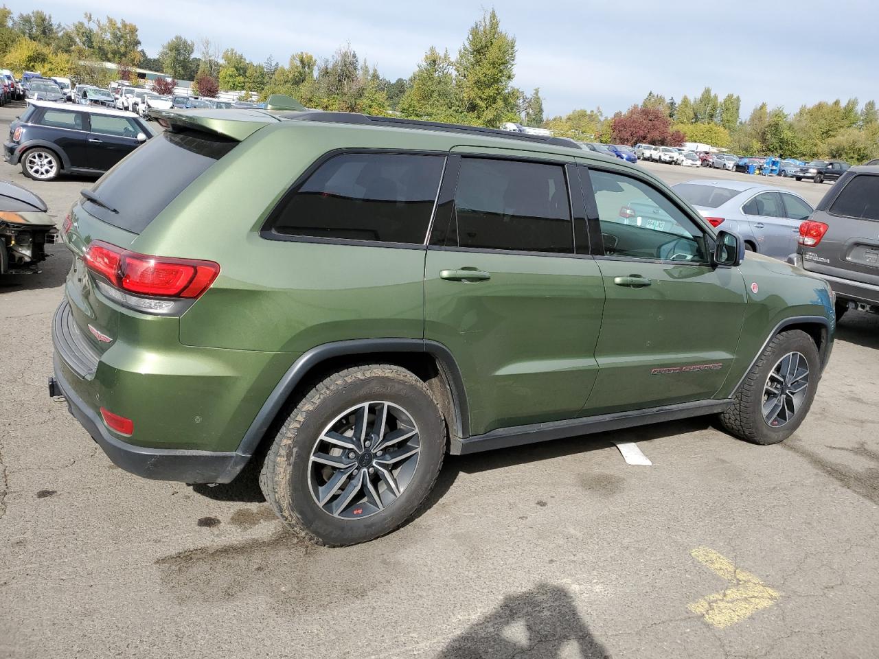 2020 Jeep Grand Cherokee - Image 3