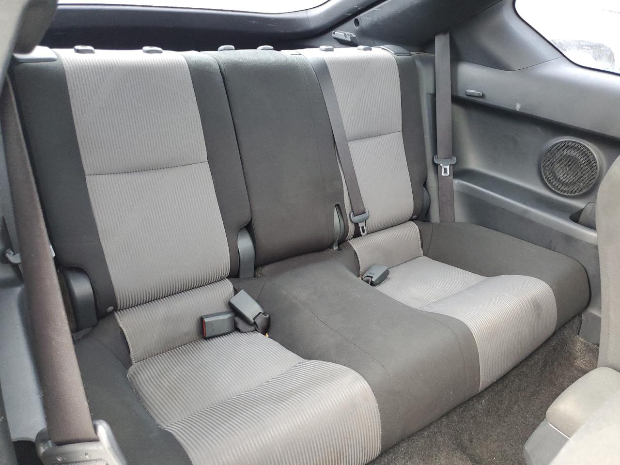 2014 Scion tC - Image 10