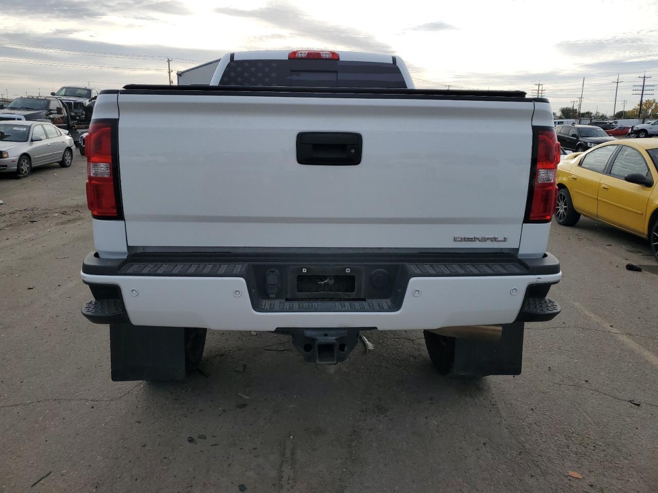 1GT12UEY6HF188794 2017 GMC Sierra K2500 Denali