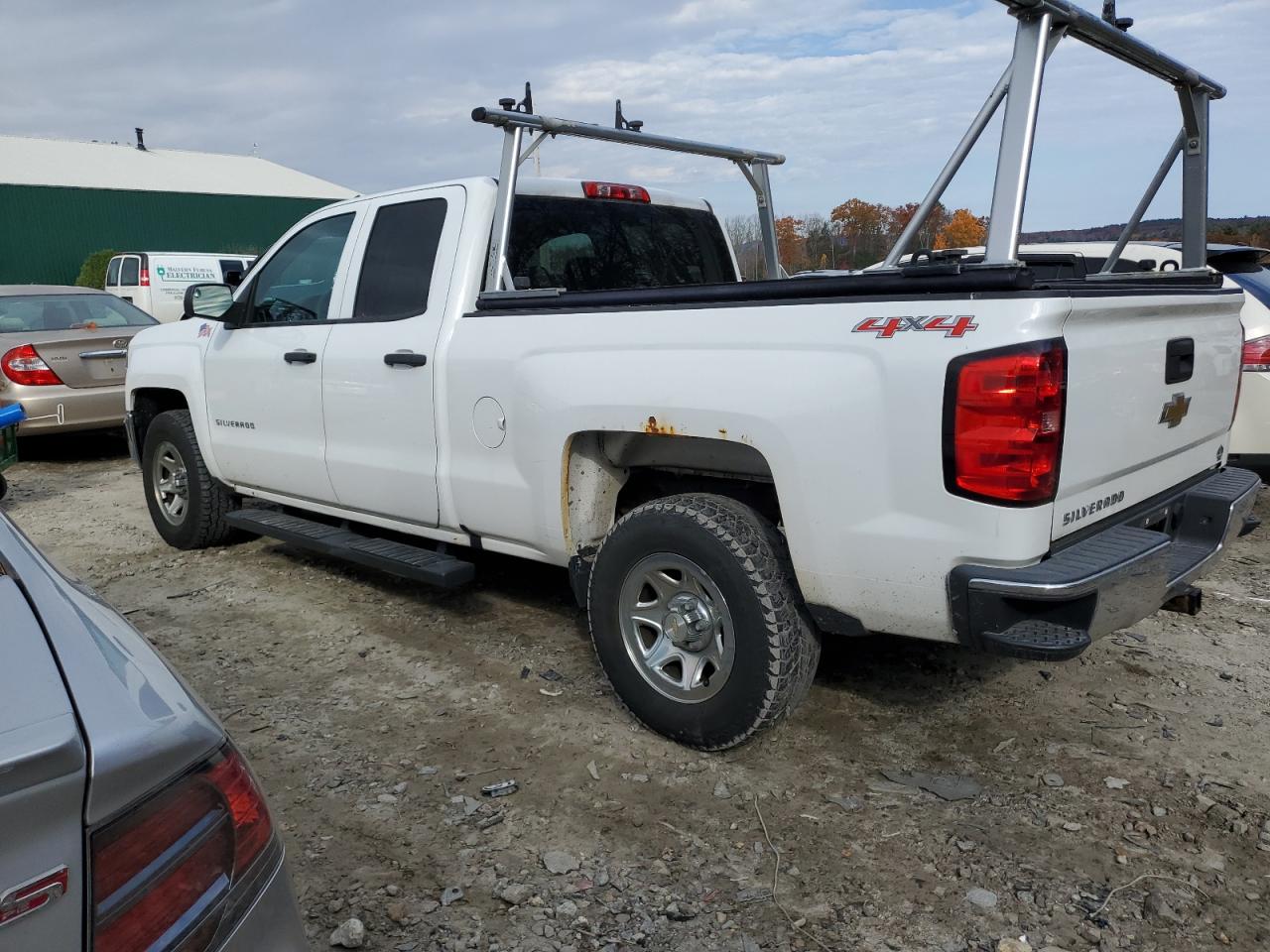 2016 Chevrolet Silverado - Image 2