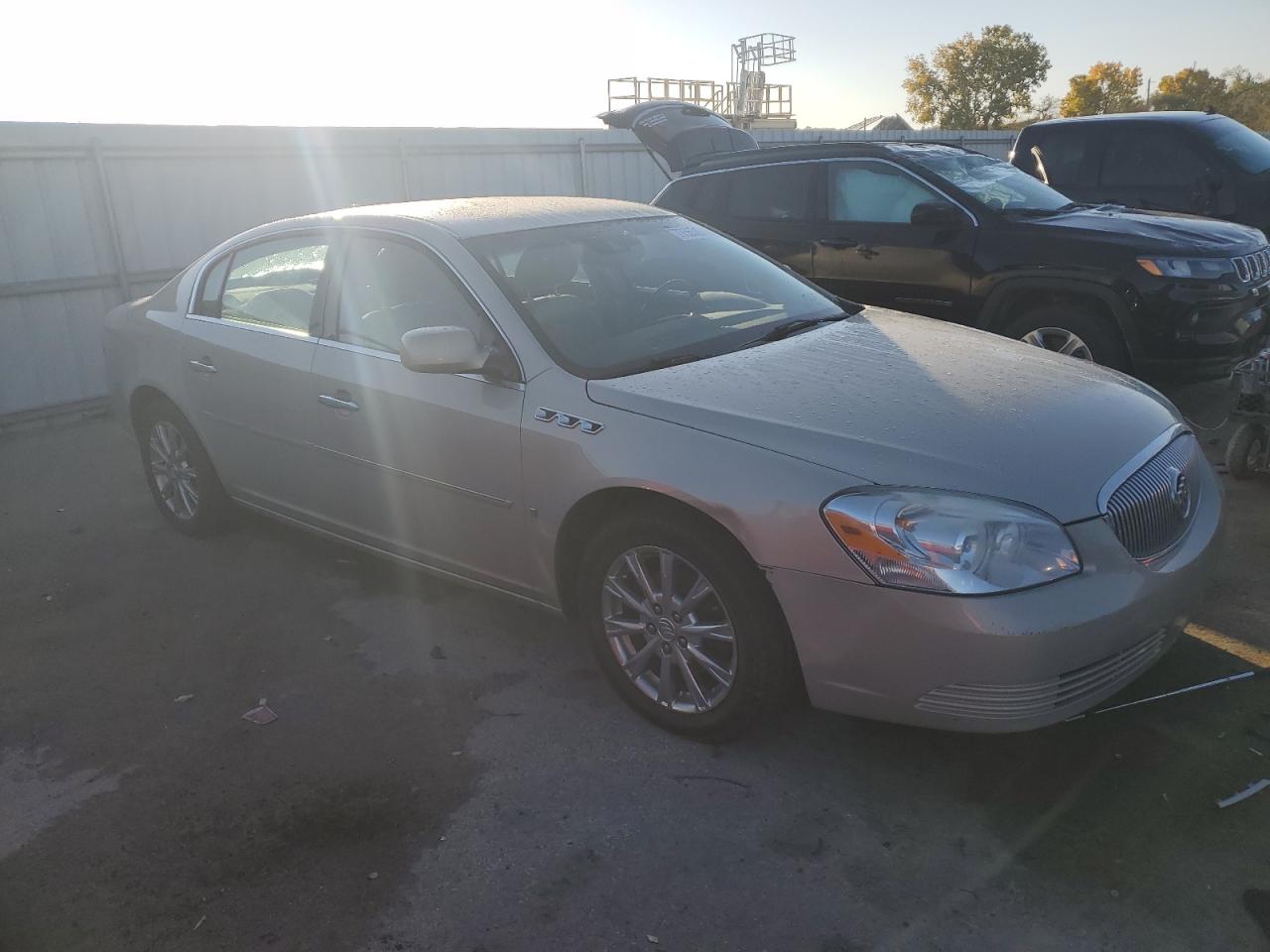 2009 Buick Lucerne - Image 4