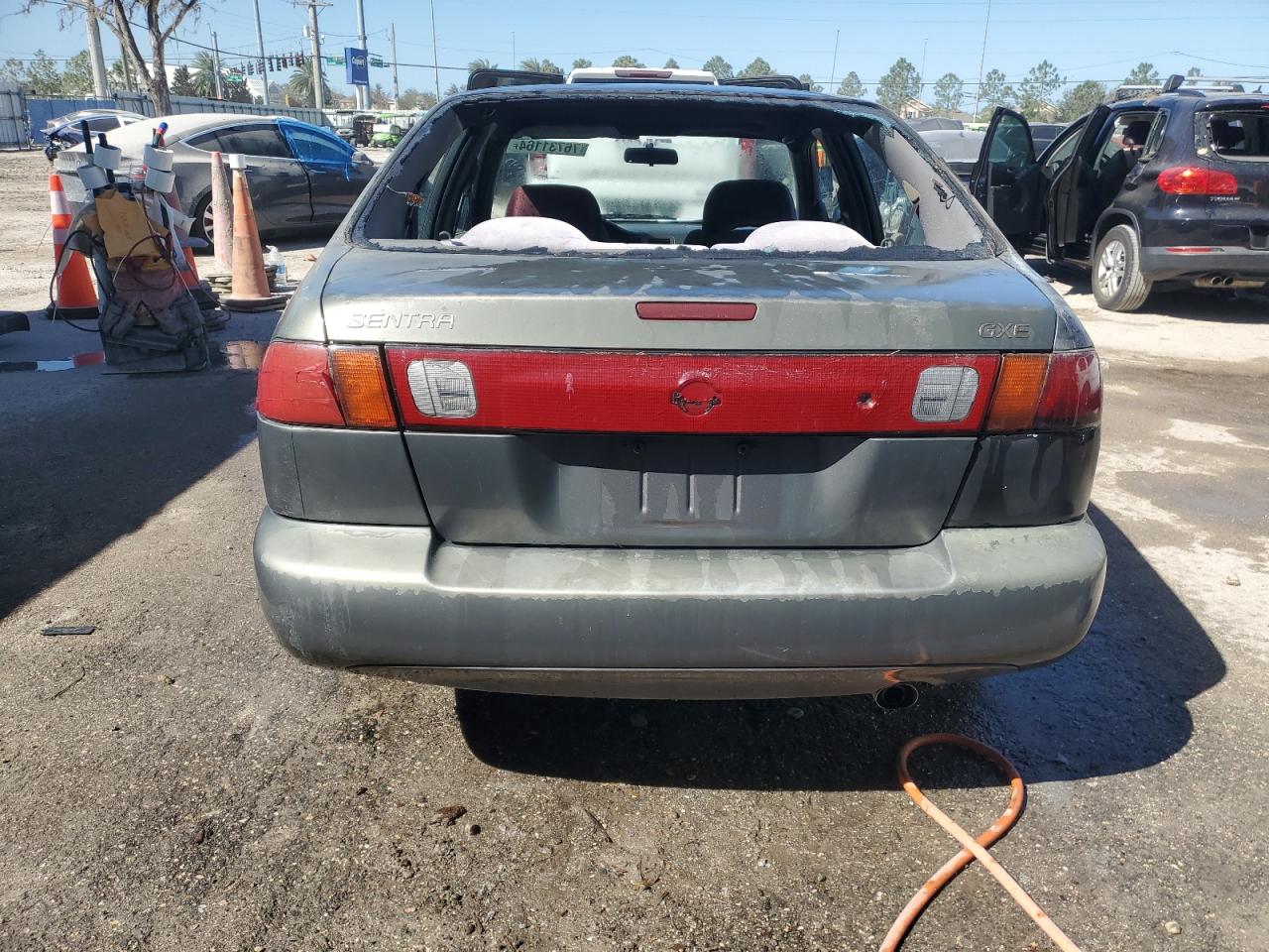 1N4AB41D6XC716682 1999 Nissan Sentra Base