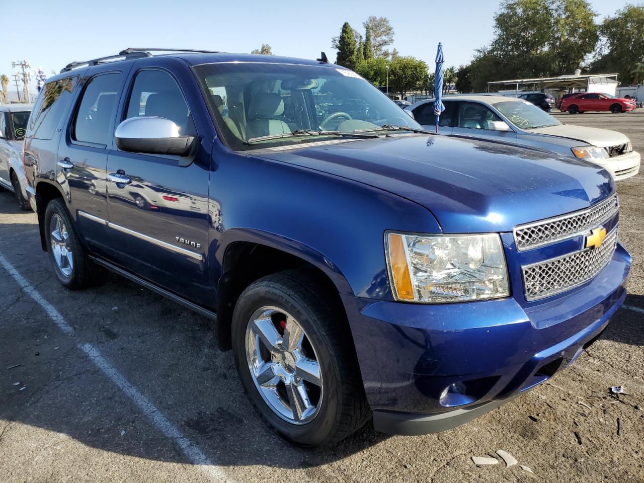 2012 Chevrolet Tahoe - Image 4