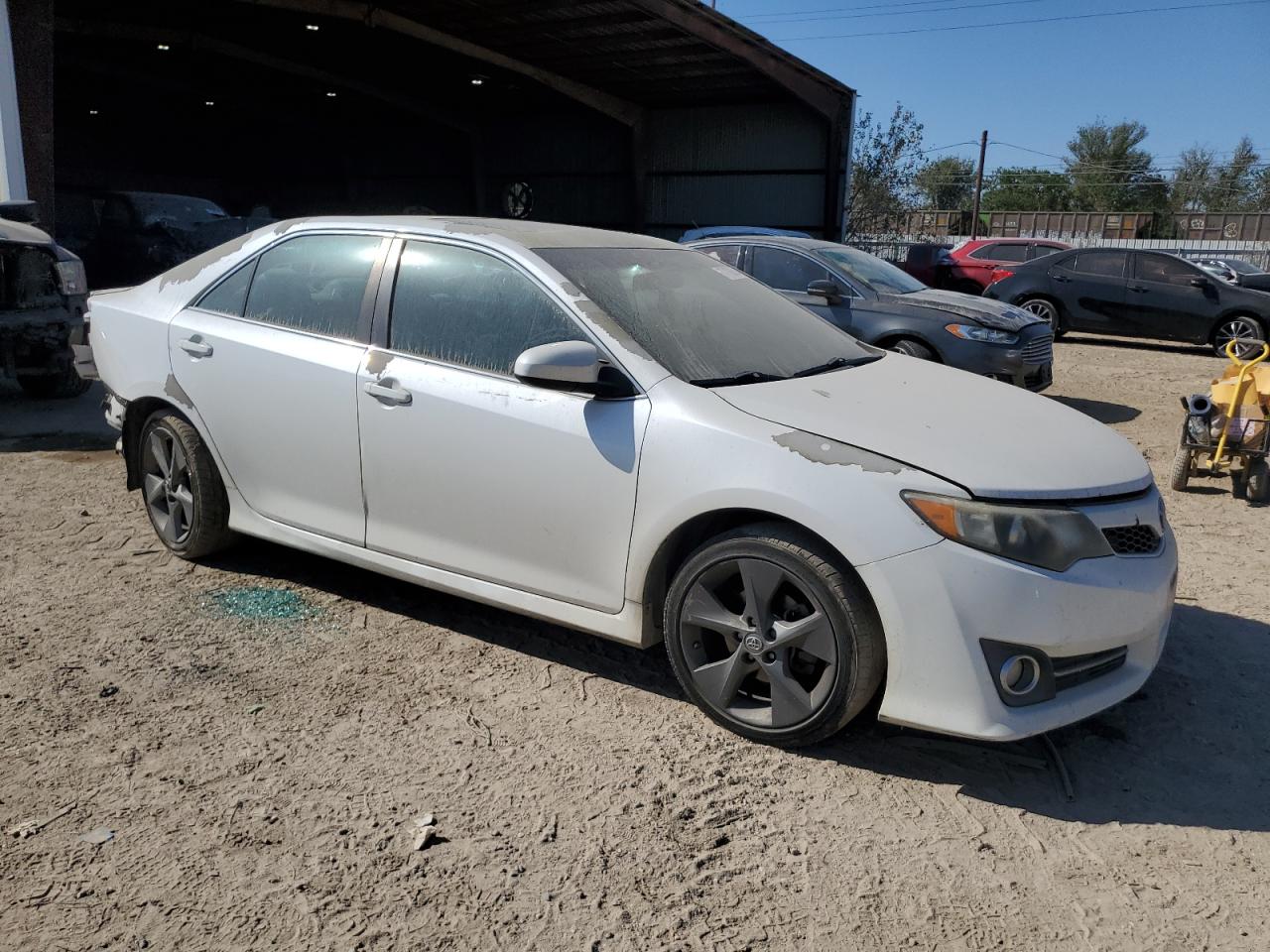 2014 Toyota Camry L VIN: 4T1BF1FK8EU447662 Lot: 77102604